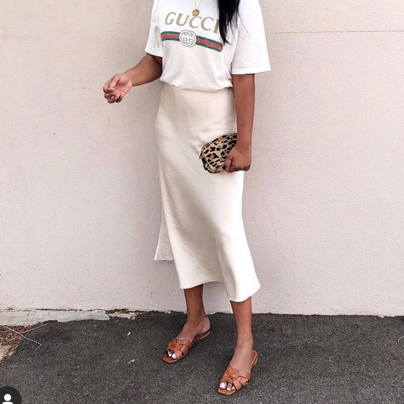 Pixie Market Rene Beige Satin Long Skirt - Picture 4 of 6